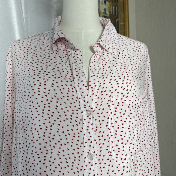 Heart print Button Collared Shirt Women's Size XL White Red Long Sleeve - Picture 4 of 14